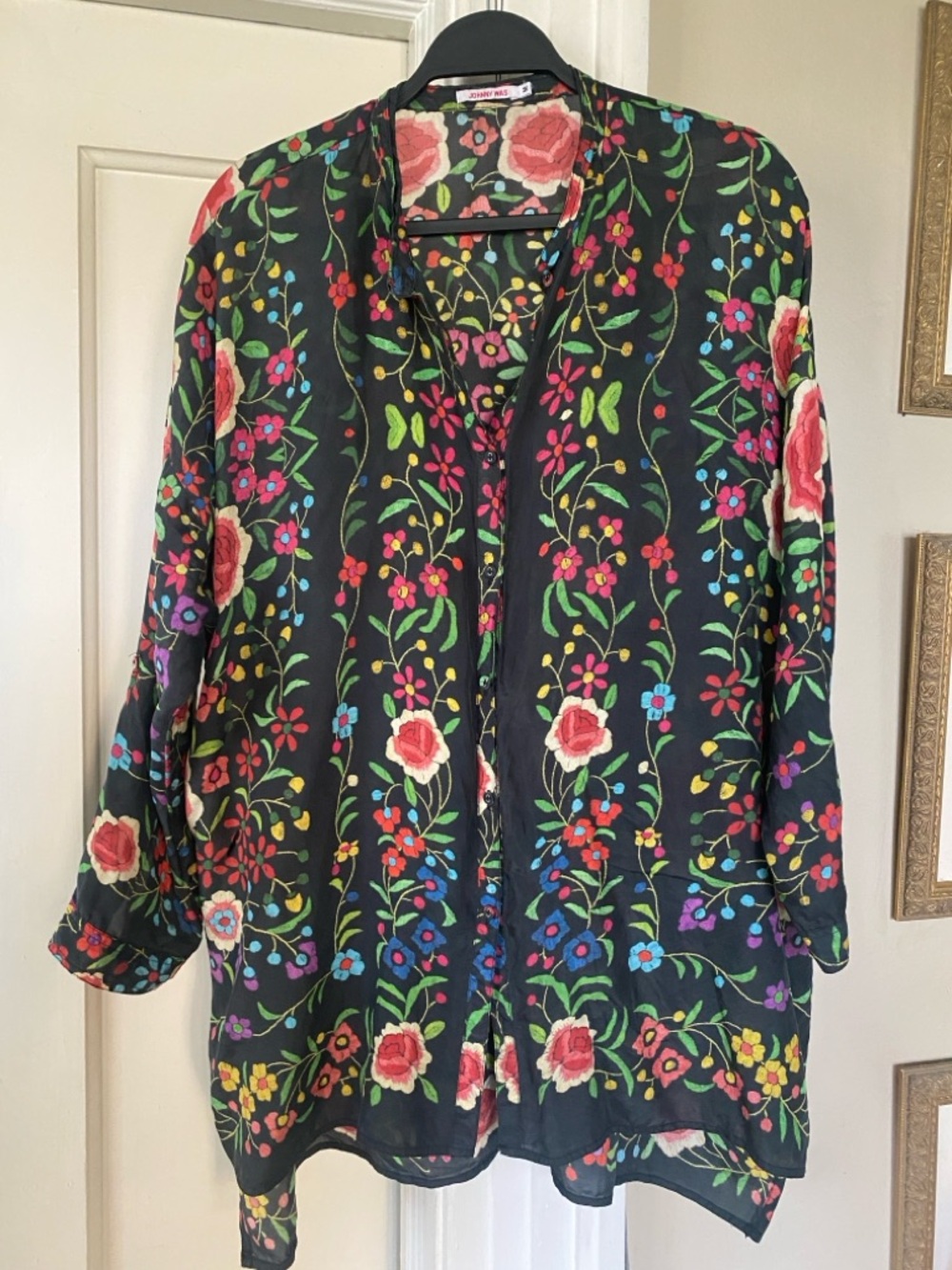 Johnny Was- Silk Button down Black Tunic Top - Multicol